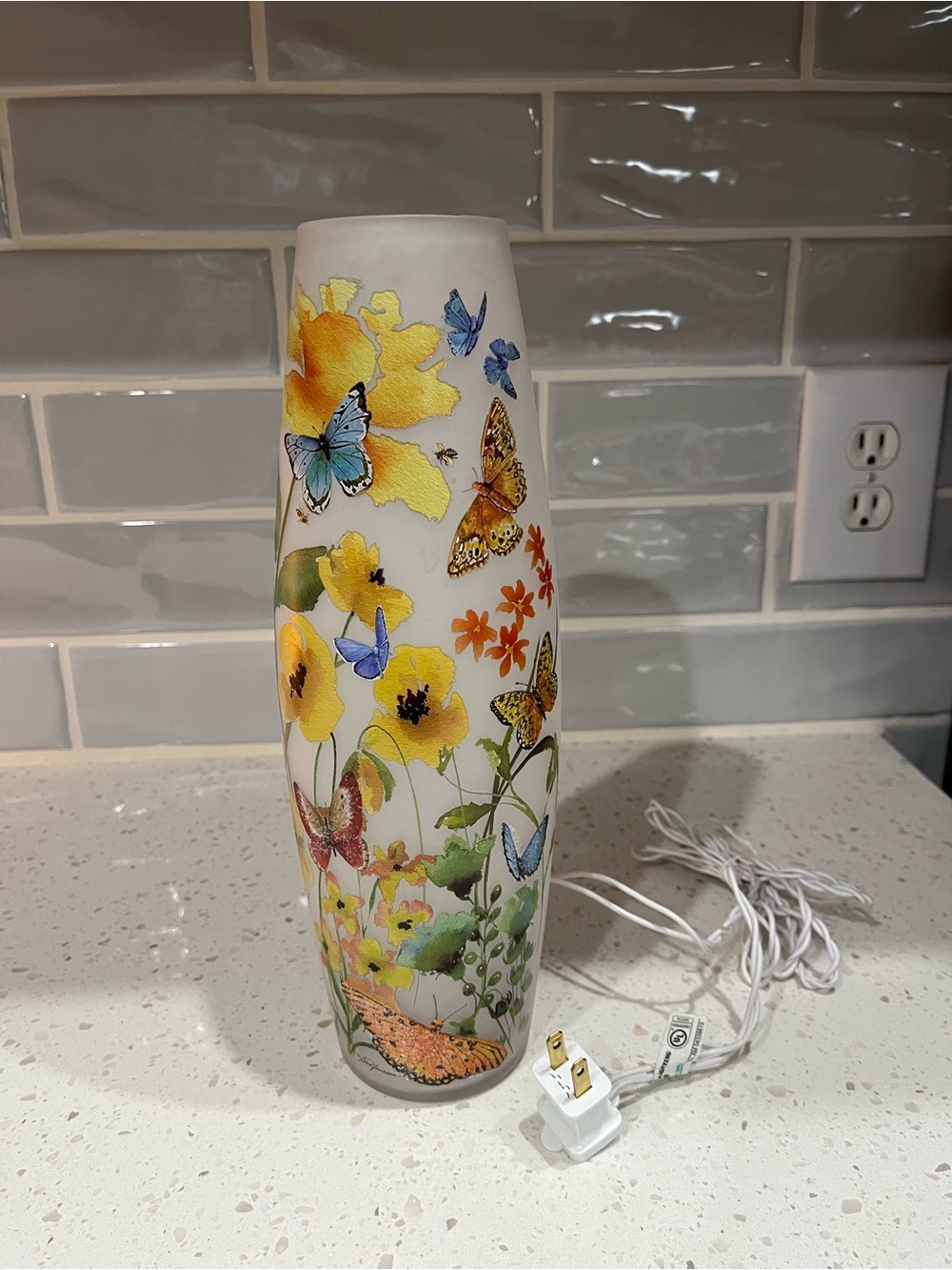 Stony Creek Lighted Vase